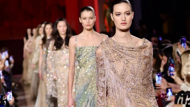 Haute Couture: O que é, quem faz e por que é o ápice da moda mundial