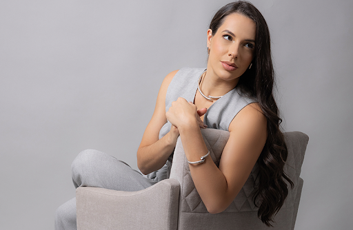 Empreendedorismo feminino: revenda as semijoias Provin