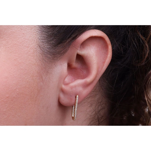 BRINCO ARGOLA OVAL COM ZIRCÔNIAS