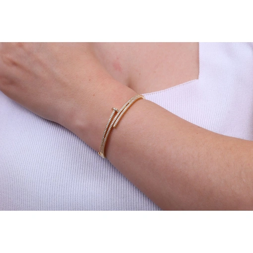 BRACELETE PREGO CRAVEJADO