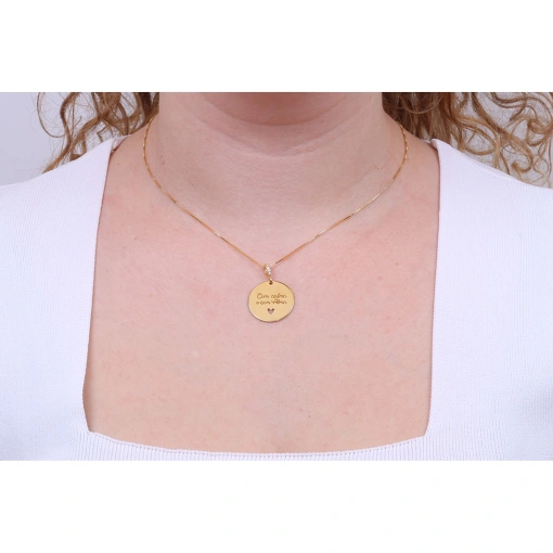 PINGENTE REDONDO "COM CALMA E COM ALMA"