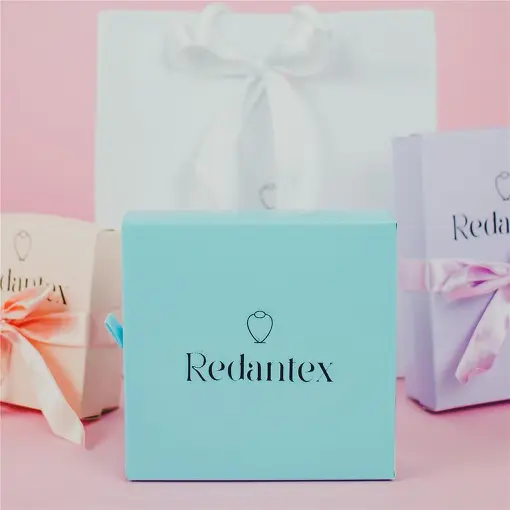 CAIXA PARA JOIAS PERSONALIZADA 10X10CM EASY COM 100 UNIDADES