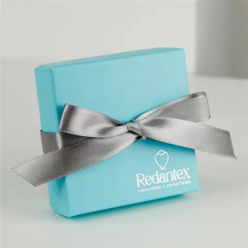 CAIXA RIGIDA 08X08CM COM FITA PERSONALIZADA VALOR UNITÁRIO P/300