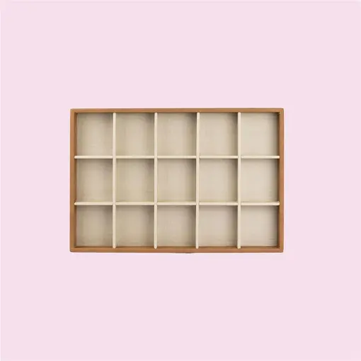 BANDEJA COM 15 ESPAÇOS LIVRES 25X37,5X3CM CARAMELO