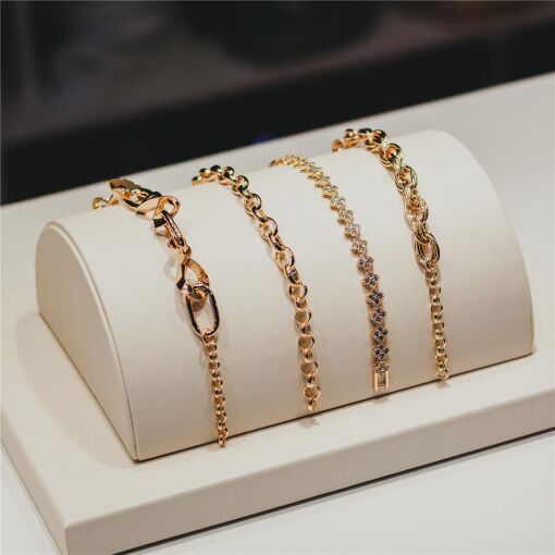 EXPOSITOR PARA PULSEIRAS MASTER FACTO OFF WHITE