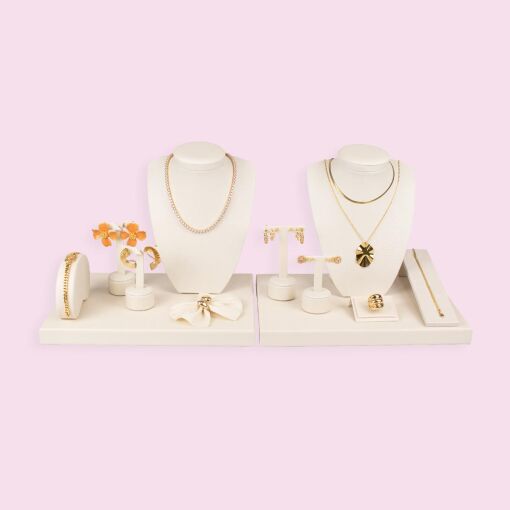 KIT EXPOSITOR PARA VITRINE DE JOIAS OFF WHITE