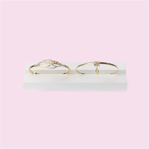 EXPOSITOR LAQUEADO PARA BRACELETE SAFIRA