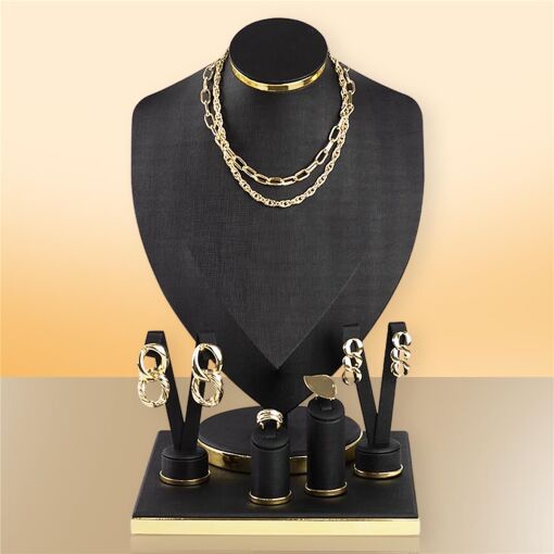 EXPOSITOR BASE ESTHER PRETO