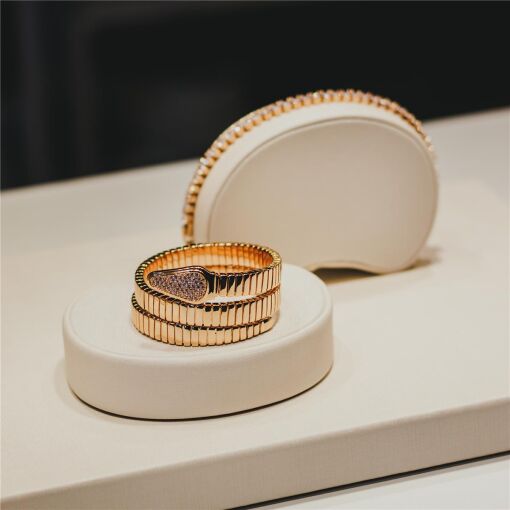 EXPOSITOR PARA PULSEIRAS BEAN FACTO OFF WHITE