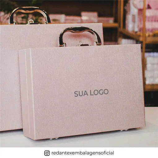 MALETA REVENDEDORA 21X29CM PERSONALIZADA LASER LINHO