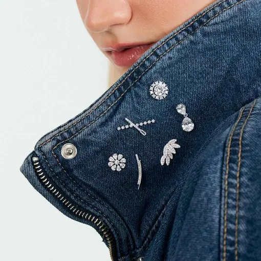 BRINCO EAR CUFF DE FOLHA EM ZIRCÔNIAS PRATA RODINADA