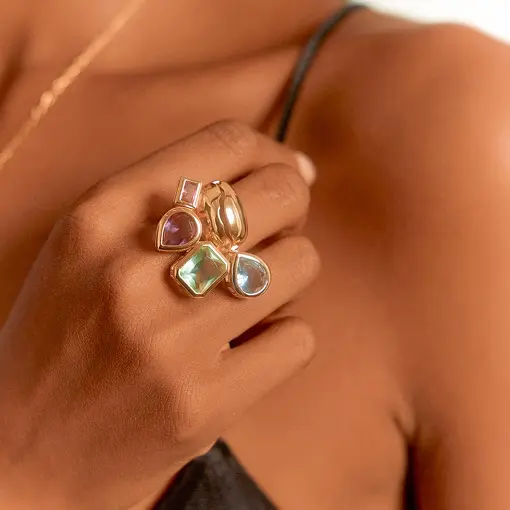 ANEL DE CONCHA E CRISTAIS DIVERSOS