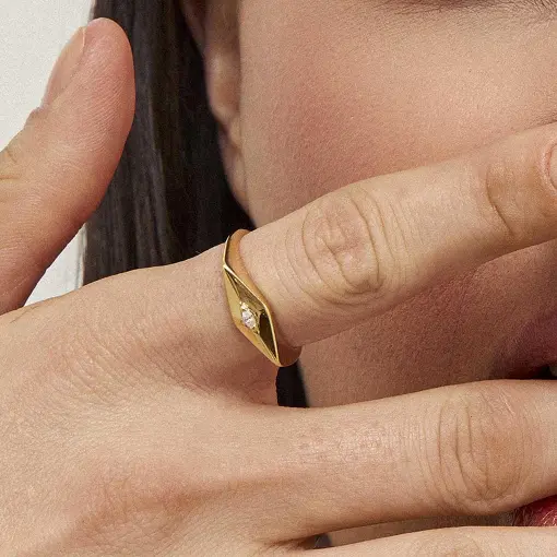 ANEL NAVETE TRABALHADO COM ZIRCÔNIA