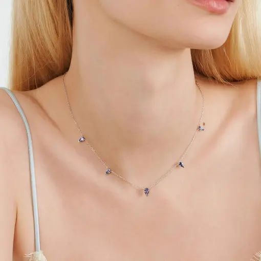 COLAR COM CRISTAIS DE GOTA PRATA RODINADA