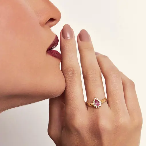 ANEL COM CRISTAL DE GOTA BANHADO A OURO