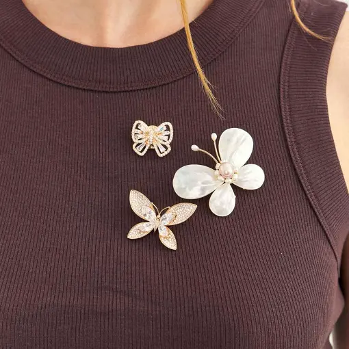 BROCHE DE BORBOLETA COM CRISTAIS E ZIRCÔNIAS