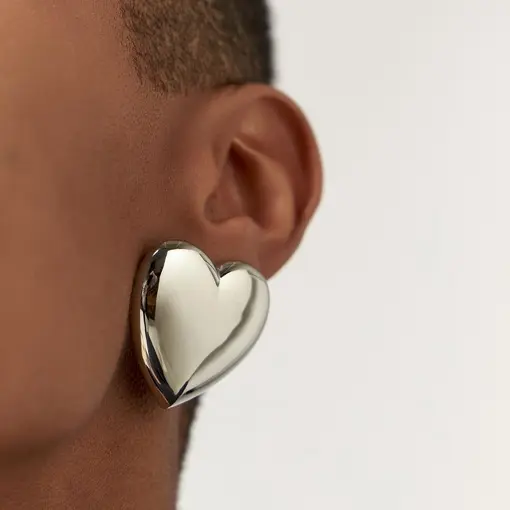 BRINCO DE CORAÇÃO LISO BANHADO A OURO