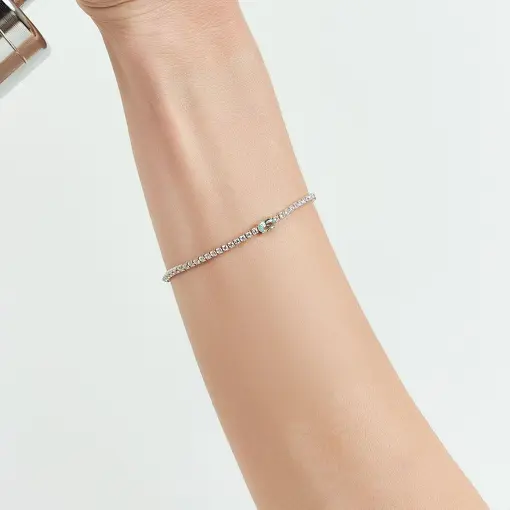 PULSEIRA RIVIERA COM CRISTAIS REDONDOS E OVAL PRATA RODINADA