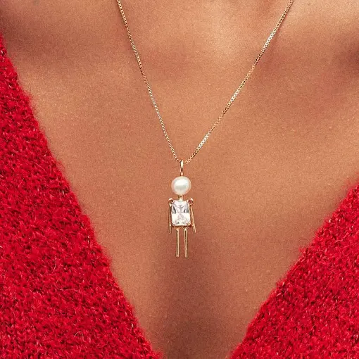 PINGENTE DE MENINO COM CRISTAL E PÉROLA SHELL