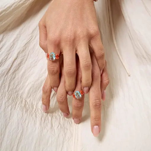 ANEL COM CRISTAIS OVAIS