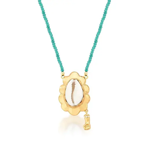 COLAR COM PINGENTE DE BÚZIO E CRISTAIS BANHADO A OURO