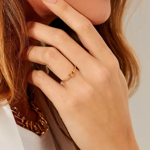 ANEL DE CORAÇÃO LISO BANHADO A OURO