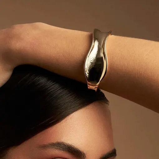 BRACELETE TRABALHADO LISO E CURVO