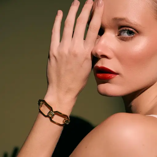 PULSEIRA GEOMÉTRICA COM CRISTAIS RETANGULARES