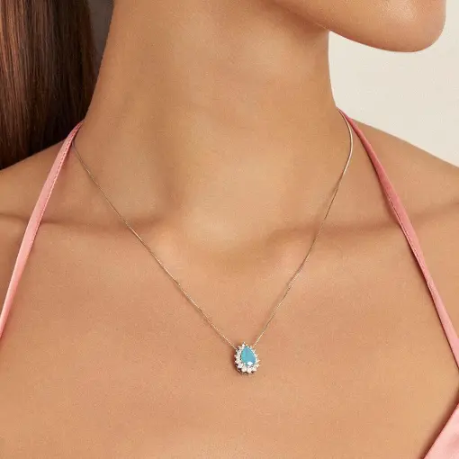 COLAR COM PINGENTE DE CRISTAL GOTA BANHADO A RÓDIO