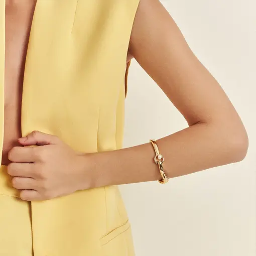 BRACELETE VAZADO E TRABALHADO COM PÉROLA SHELL