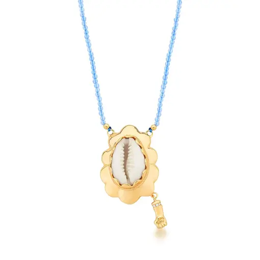 COLAR COM PINGENTE DE BÚZIO E CRISTAIS BANHADO A OURO