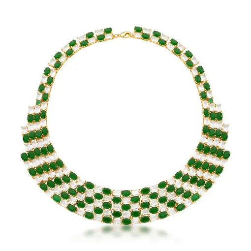 COLAR COM CRISTAIS OVAIS ESMERALDAS BANHADA A OURO